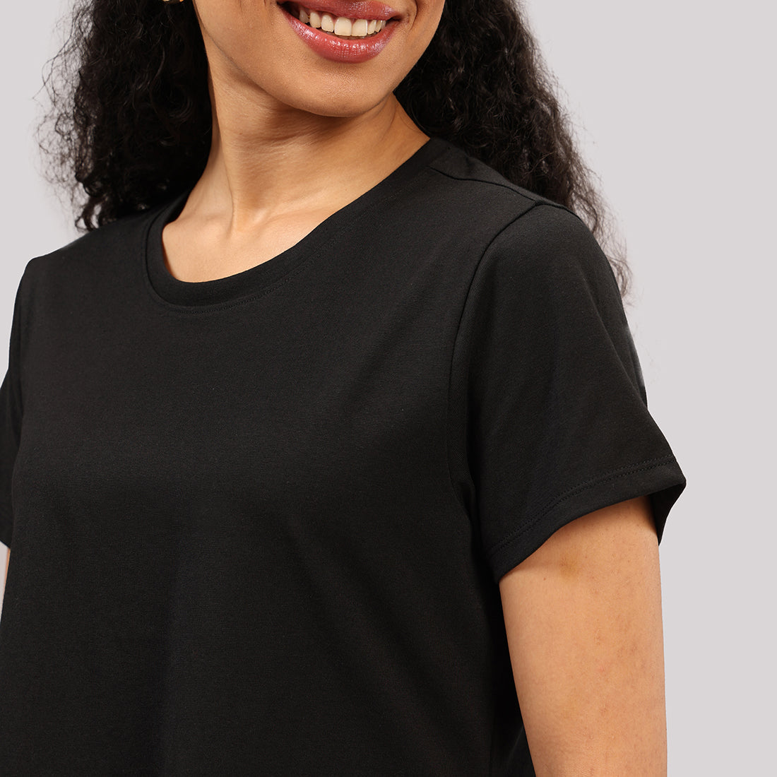 Cotton Pro Curved Hem Tee | BlissClub at Broadway