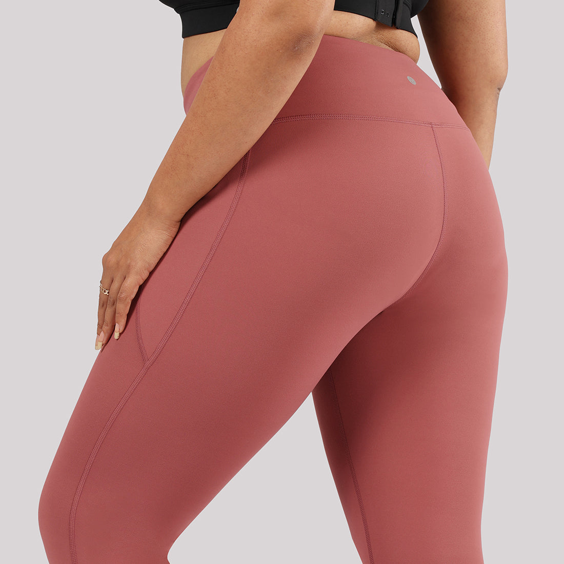 Ultimate Leggings | BlissClub at Broadway