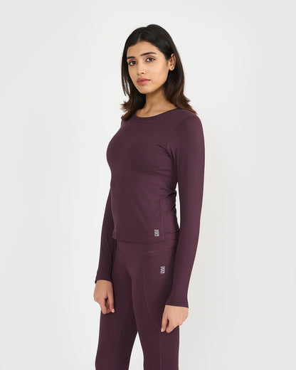 Zen Full Sleeves top with in-built sports bra | Hunnit at Broadway