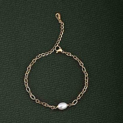 Golden Pearl Centered Chain Bracelet