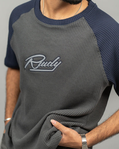 ⁠RWDY TEXTURE TEE IN CHARCOAL WAVE