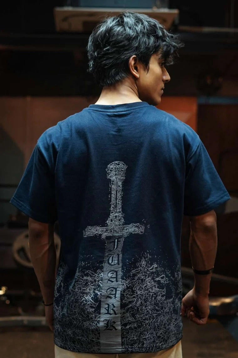 Sword Oversized T-Shirt Navy | Fuaark at Broadway