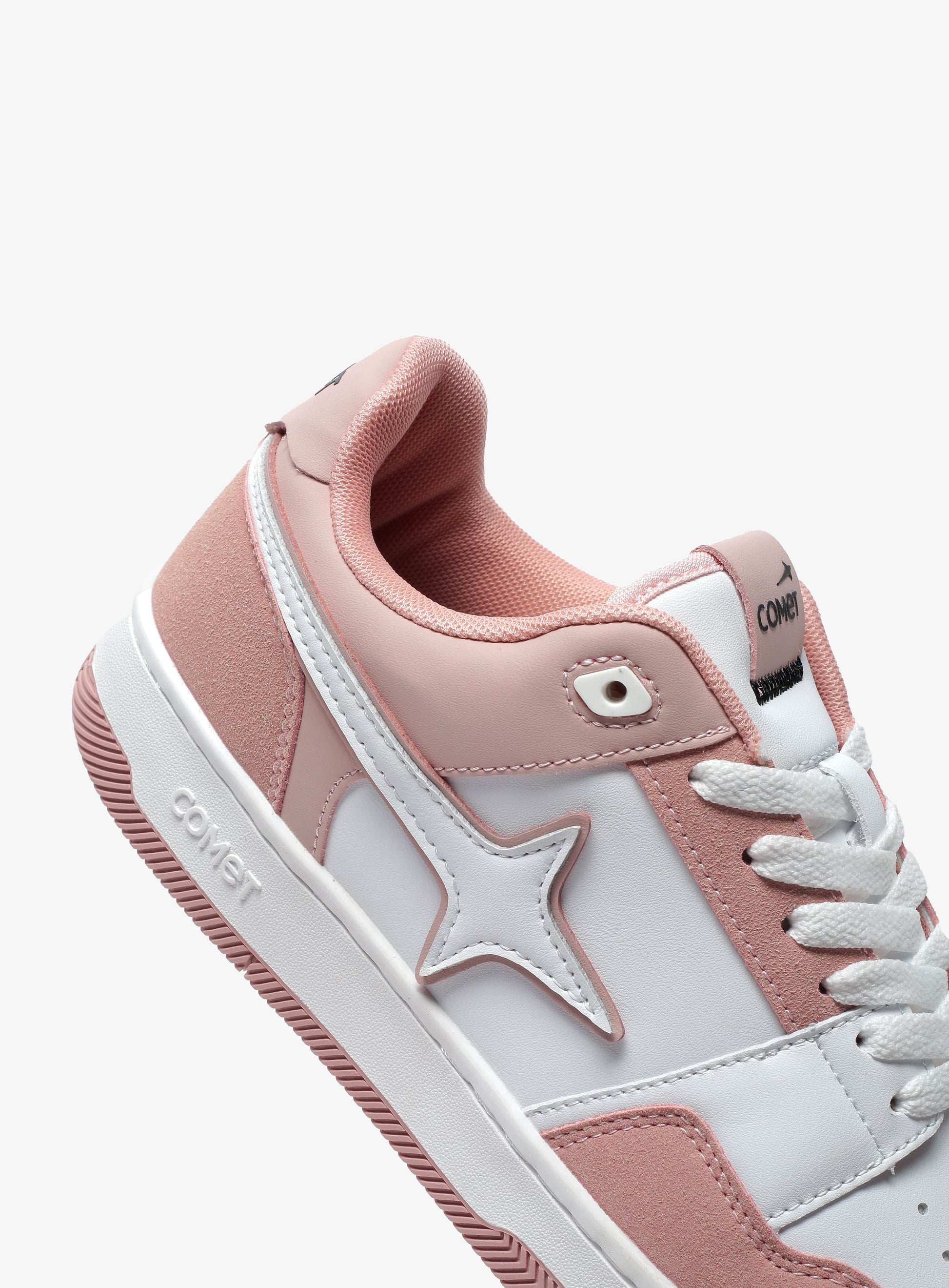 X Lows FLAMINGO | COMET at Broadway