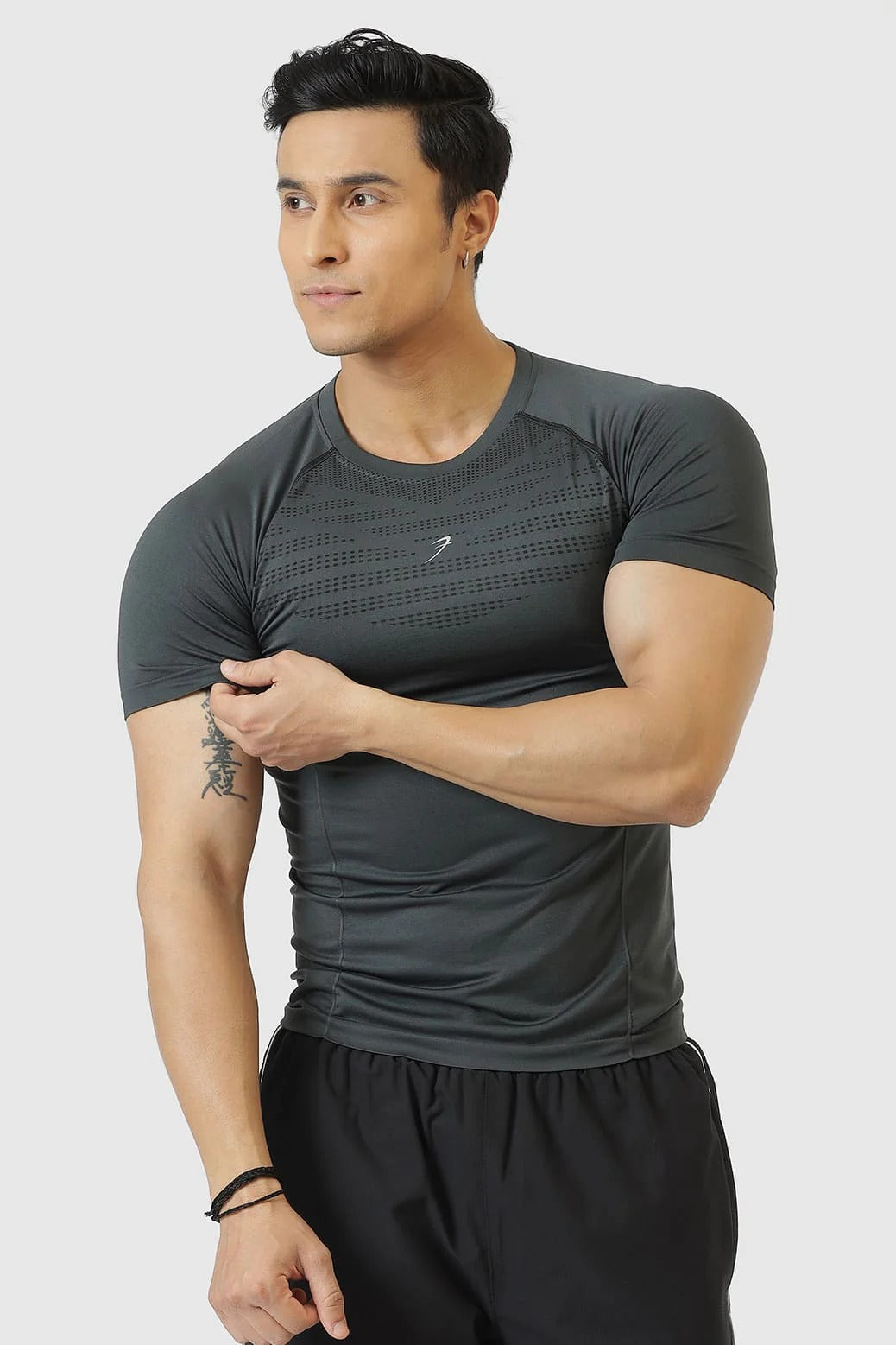 Power Seamless T-shirt Grey/Logo | Fuaark at Broadway