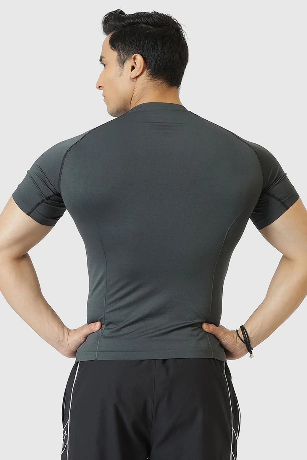Power Seamless T-shirt Grey/Logo | Fuaark at Broadway