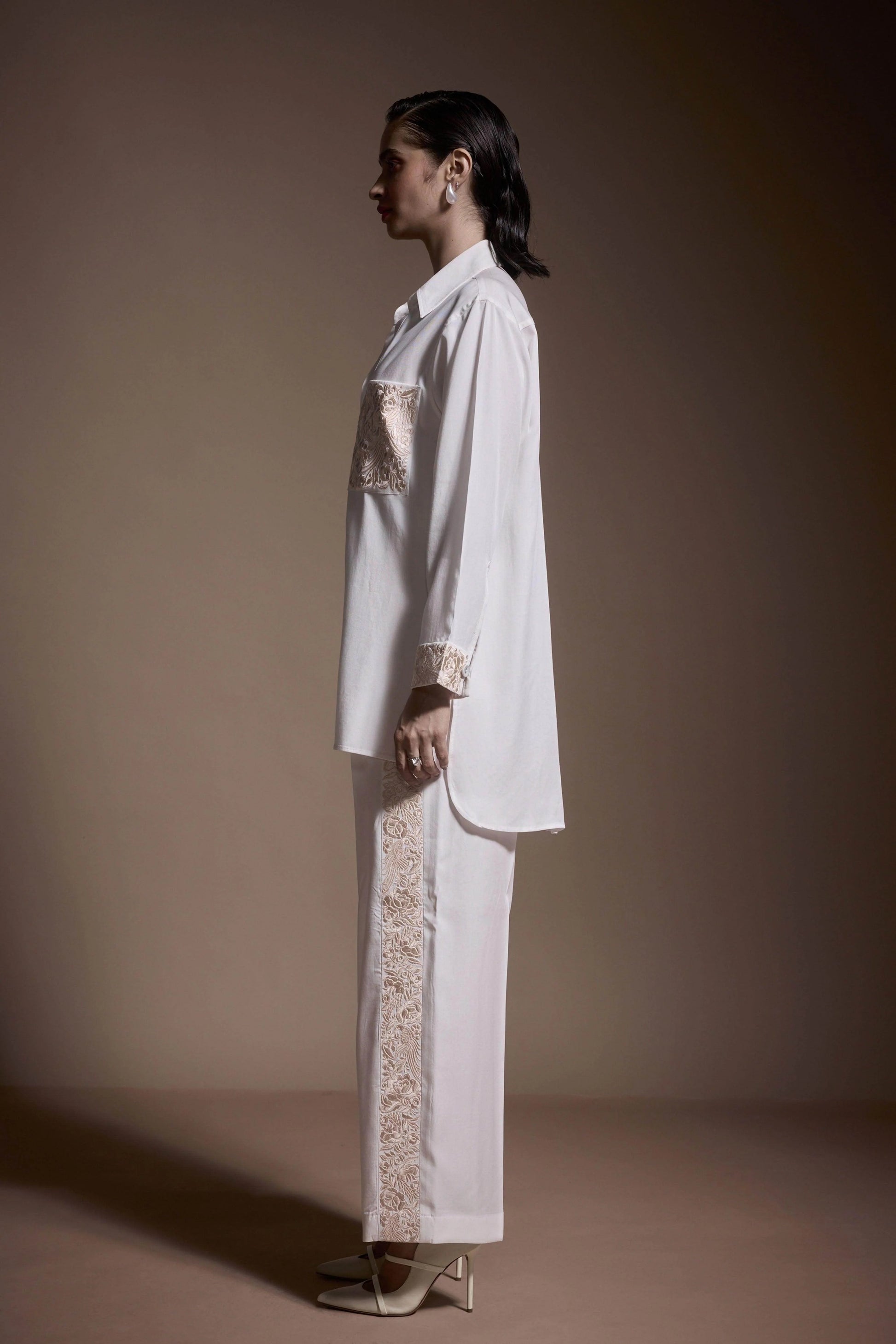 EMBROIDERED SIDE STRIPE PANT | Dash and Dot at Broadway