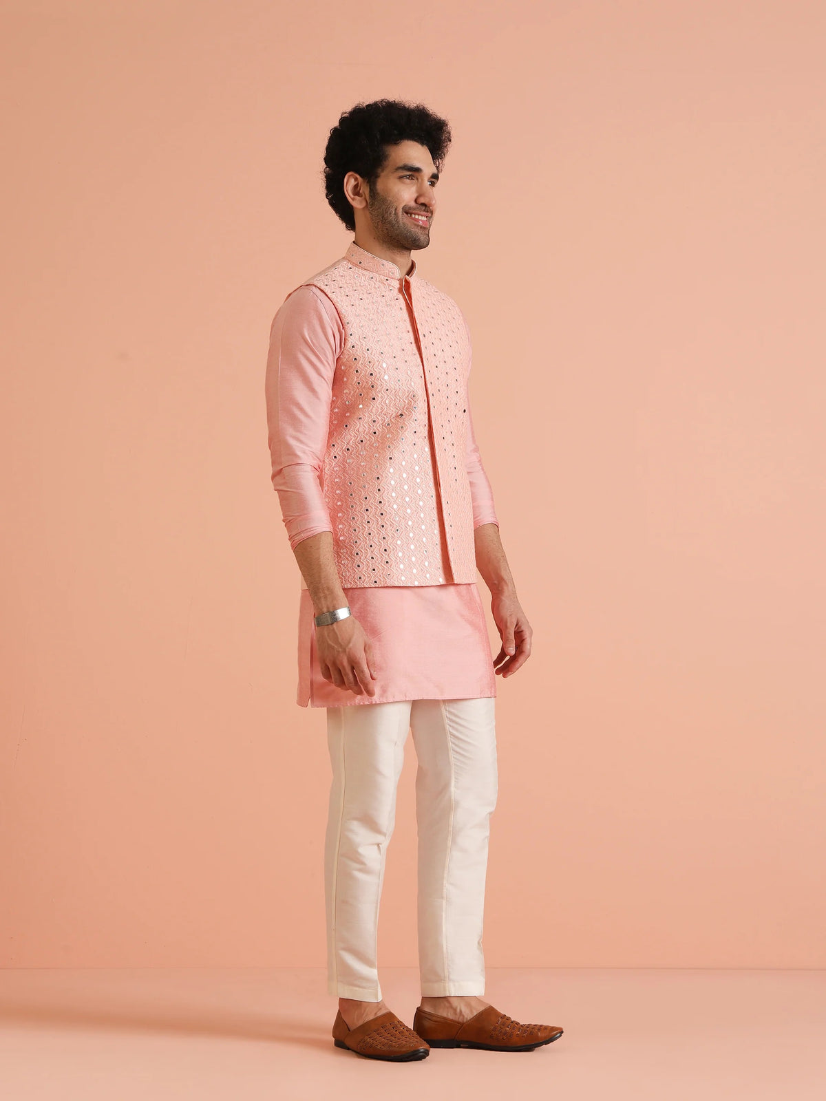 Kisah Men's Blush-Pink Short Jacket
