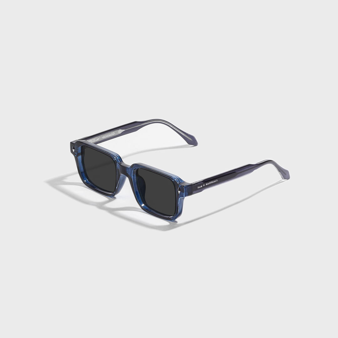 OCTOBER_BLUE_SUNGLASS