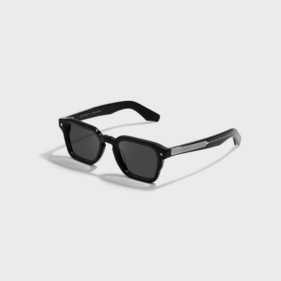 Atria_Black_20360