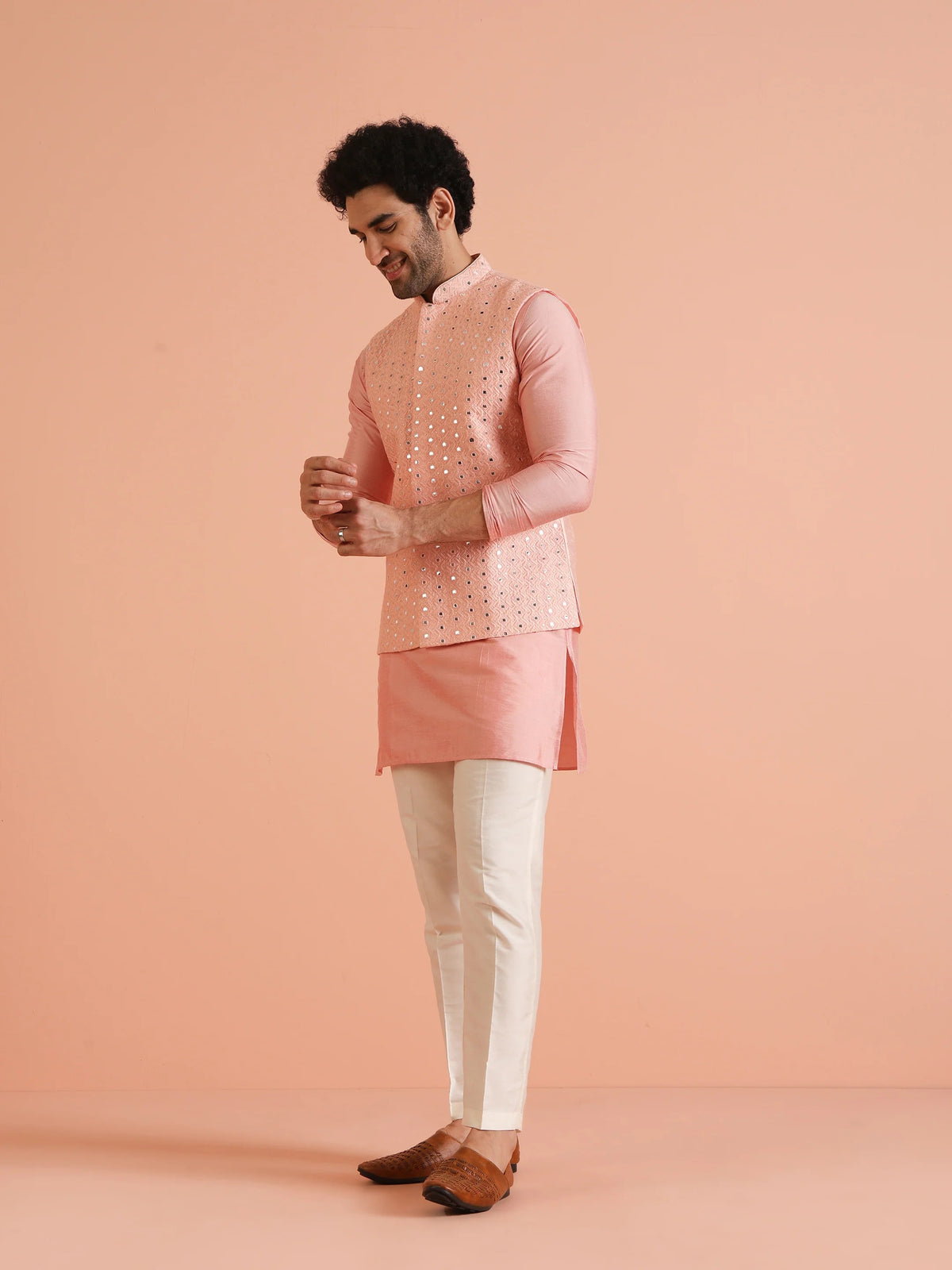 Kisah Men's Blush-Pink Short Jacket
