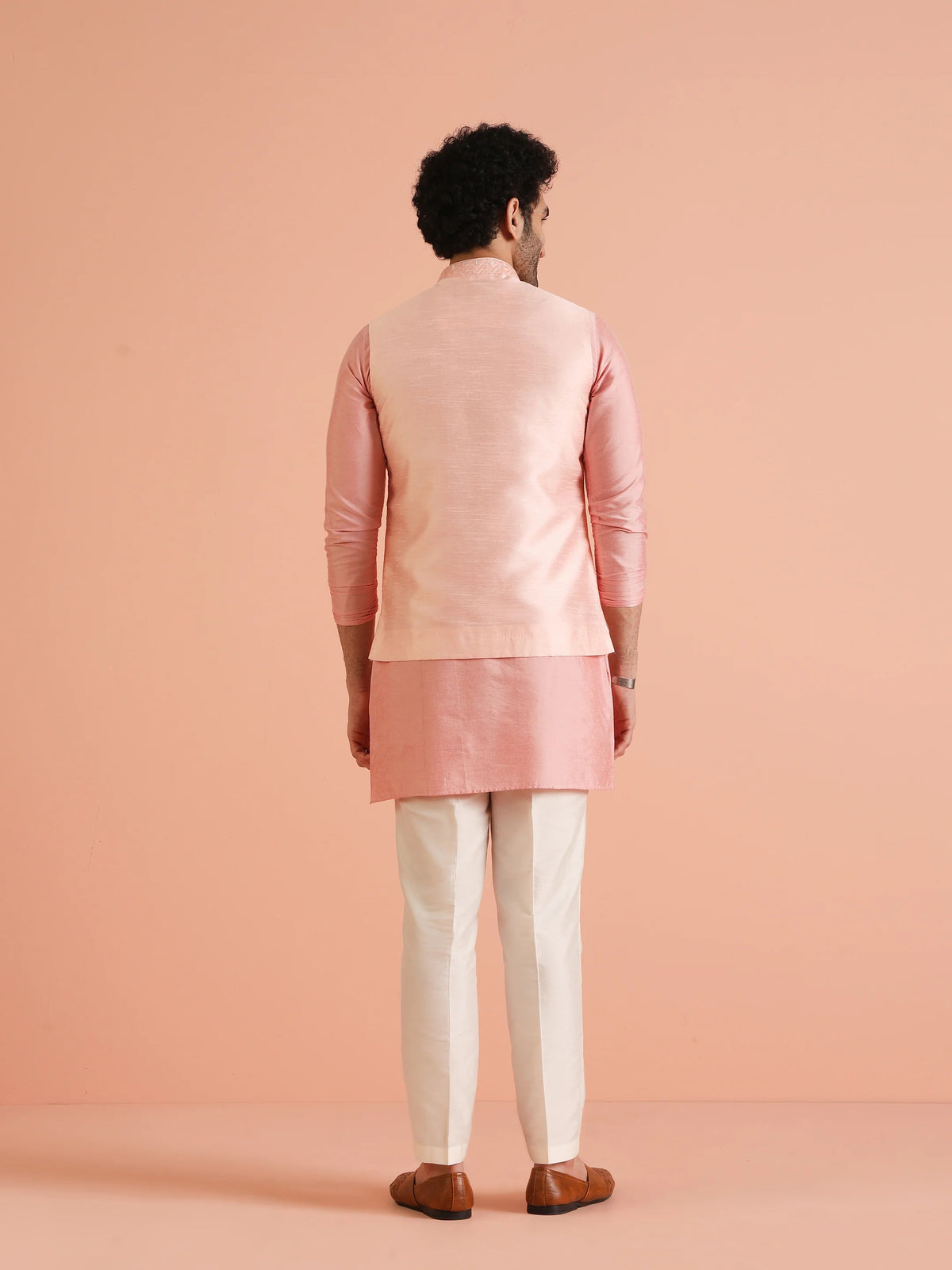 Kisah Men's Blush-Pink Short Jacket
