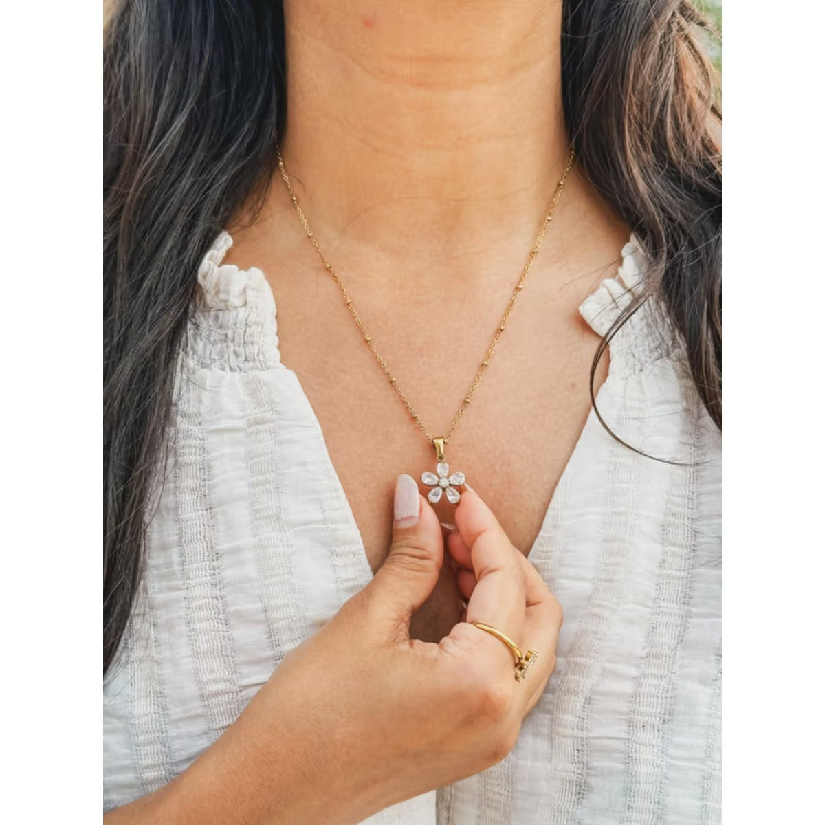 18kt Gold Plated Rolo Chain Dainty Daisy Flower Pendant Necklace, Lorelai