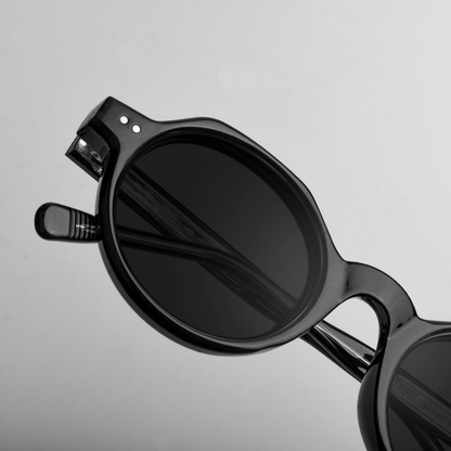 MALANA_BLACK_SUNGLASS