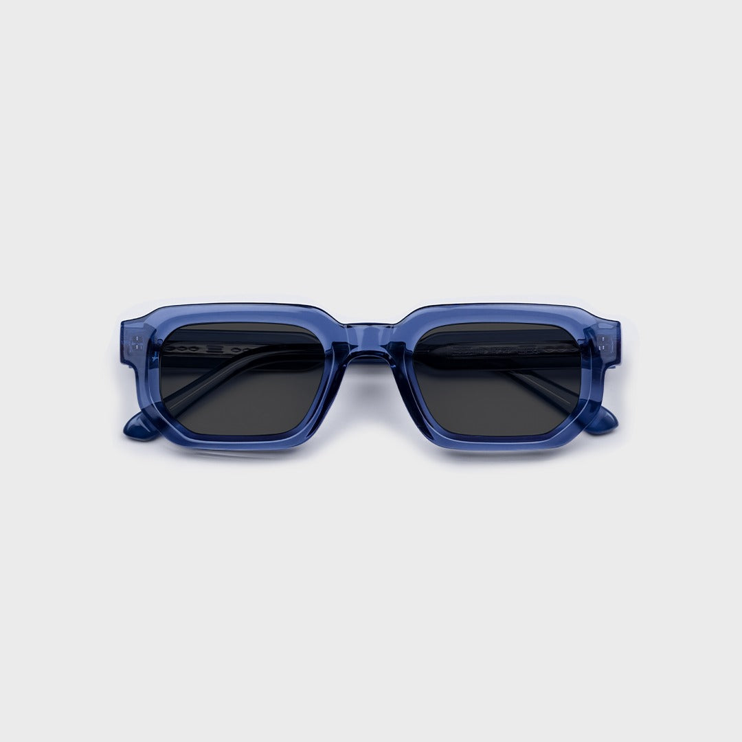 STANLEY_BLUE_SUNGLASS