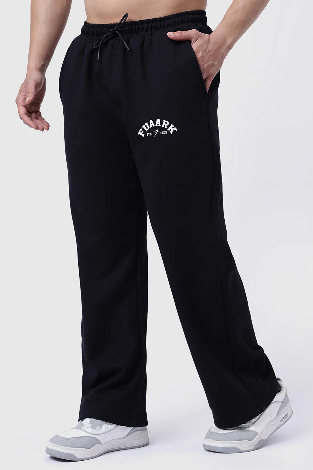 Laidback Relaxed Pants Black | Fuaark at Broadway