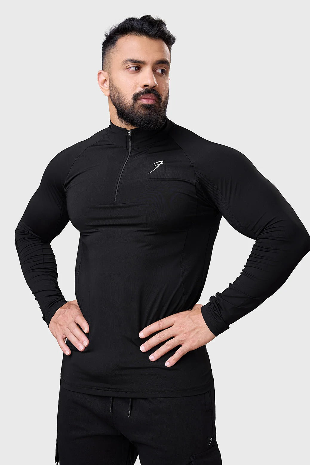 Thrive Pullovers Black | Fuaark at Broadway