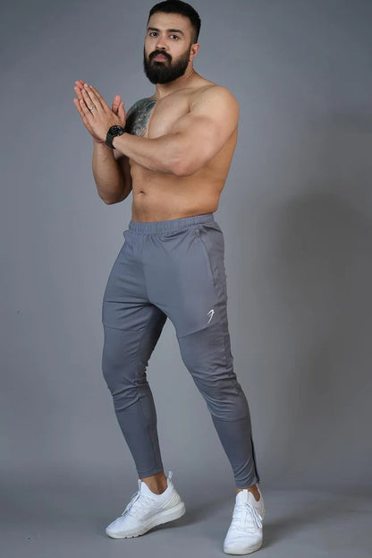 Hybrid Slim Tracks Light Grey | Fuaark at Broadway