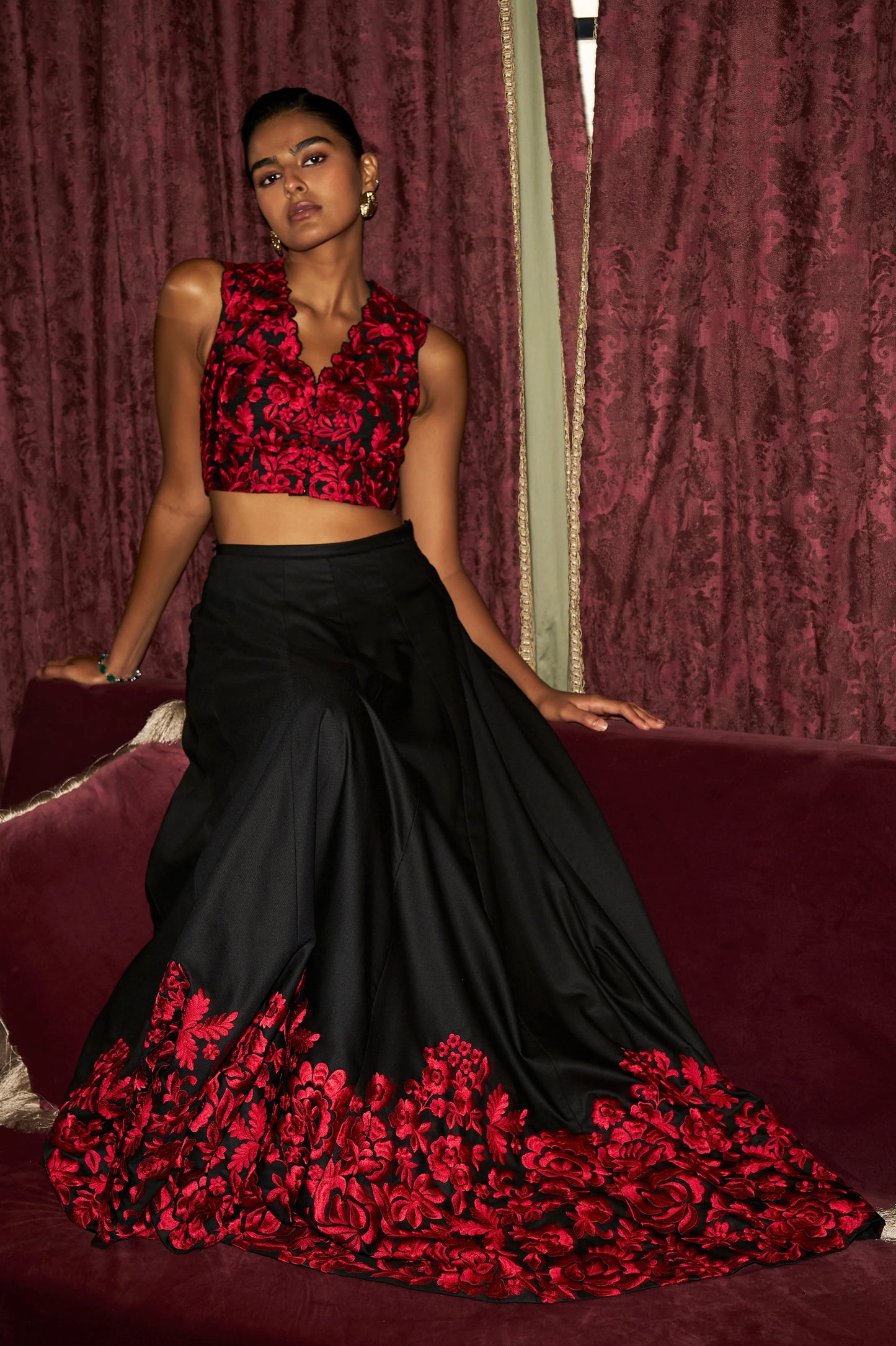 EMBROIDERED HEM FLARED SKIRT