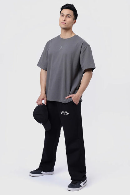Laidback Relaxed Pants Black | Fuaark at Broadway