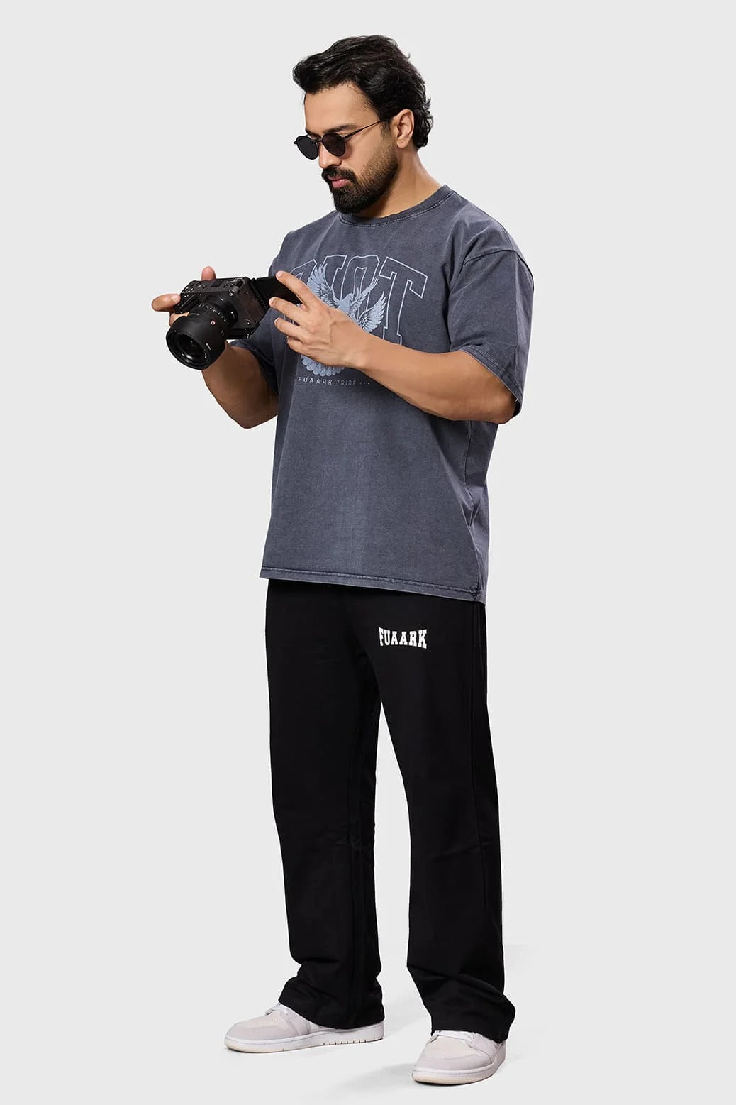 Shadow Washed Oversized T-Shirt Dark Grey | Fuaark at Broadway