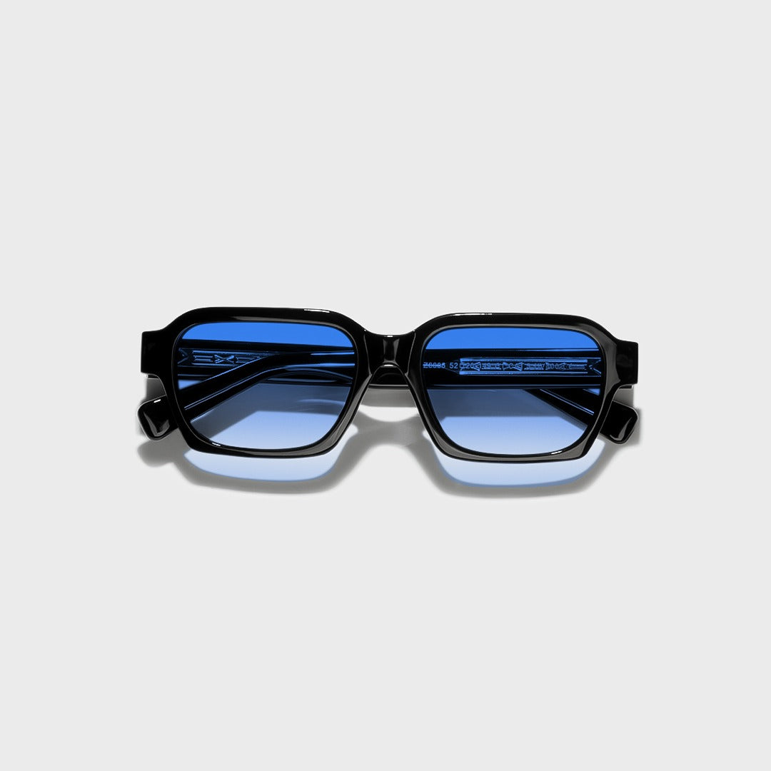 Nicole_BlueGradient_20212