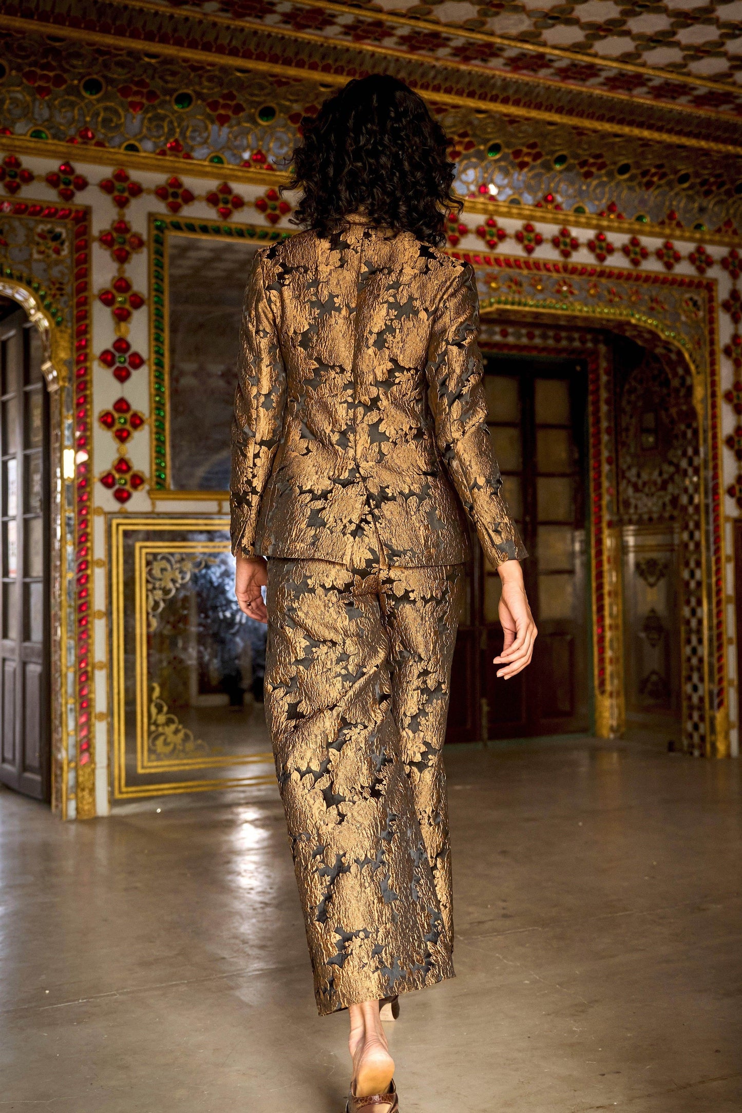FLORAL BROCADE BLAZER | Dash and Dot at Broadway