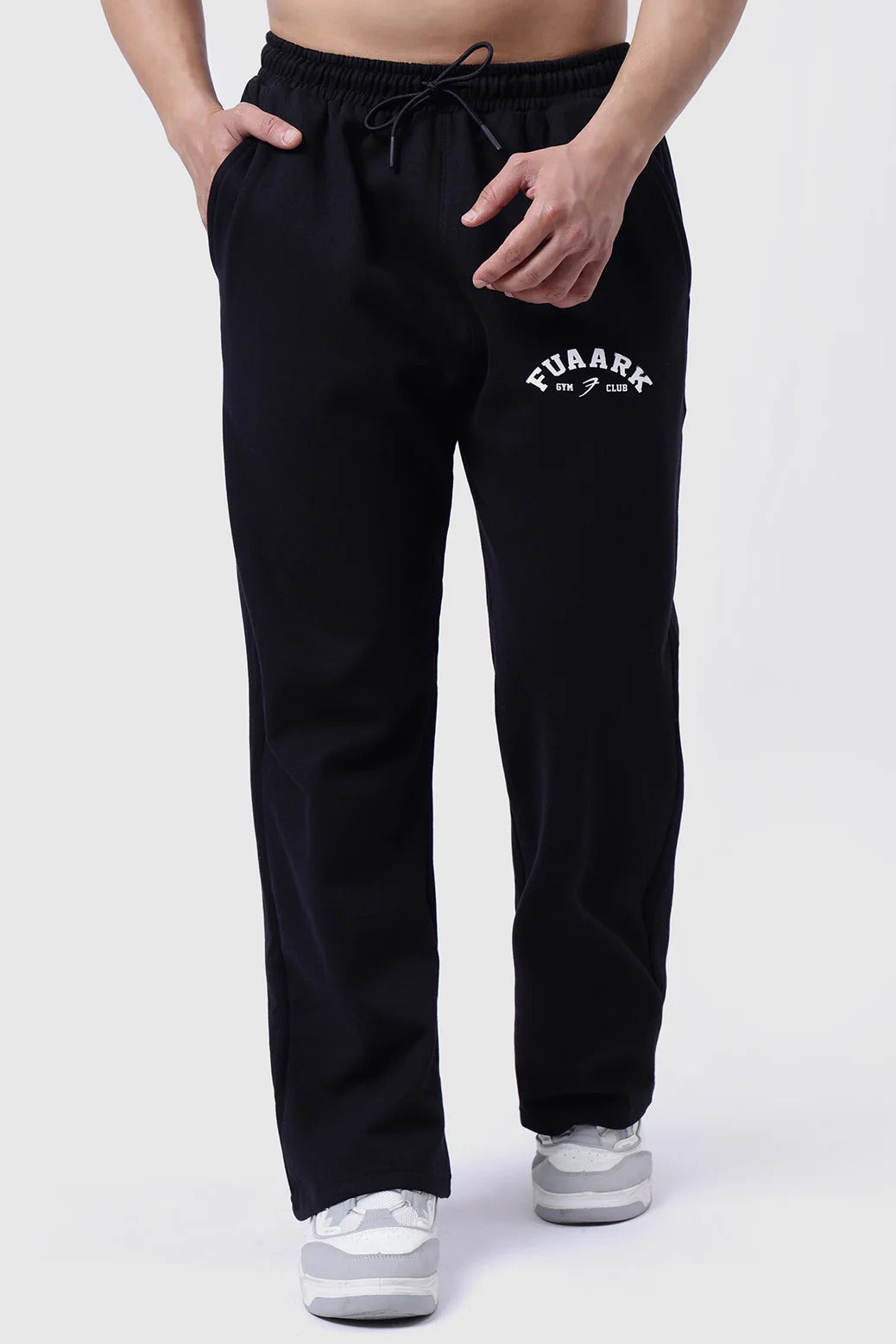 Laidback Relaxed Pants Black | Fuaark at Broadway