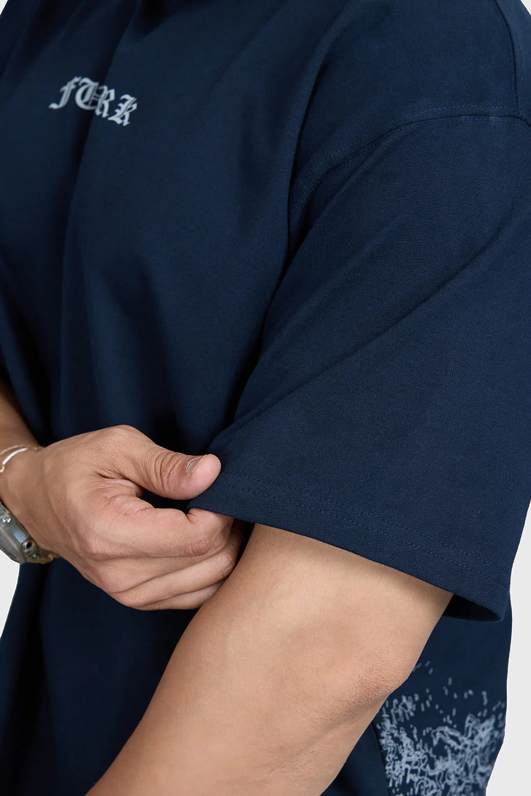Sword Oversized T-Shirt Navy | Fuaark at Broadway