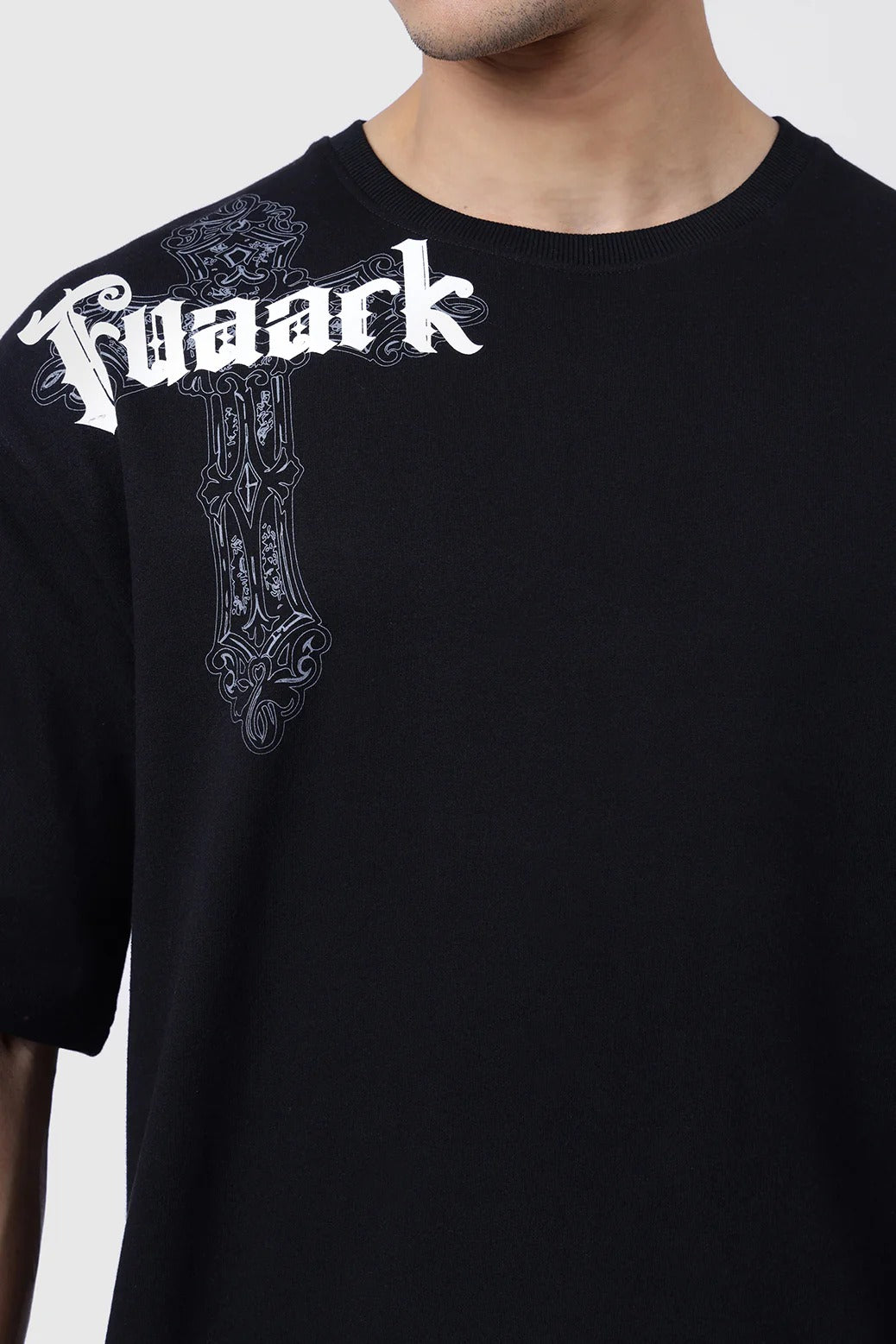 Eagle OverSized T-Shirt Black | Fuaark at Broadway