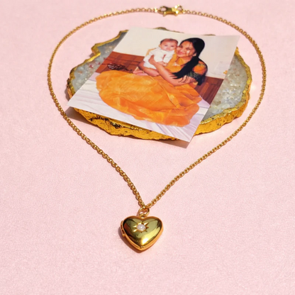 18kt Gold Plated Starstruck Opal Stone Photo Locket Keepsake Necklace, Noor