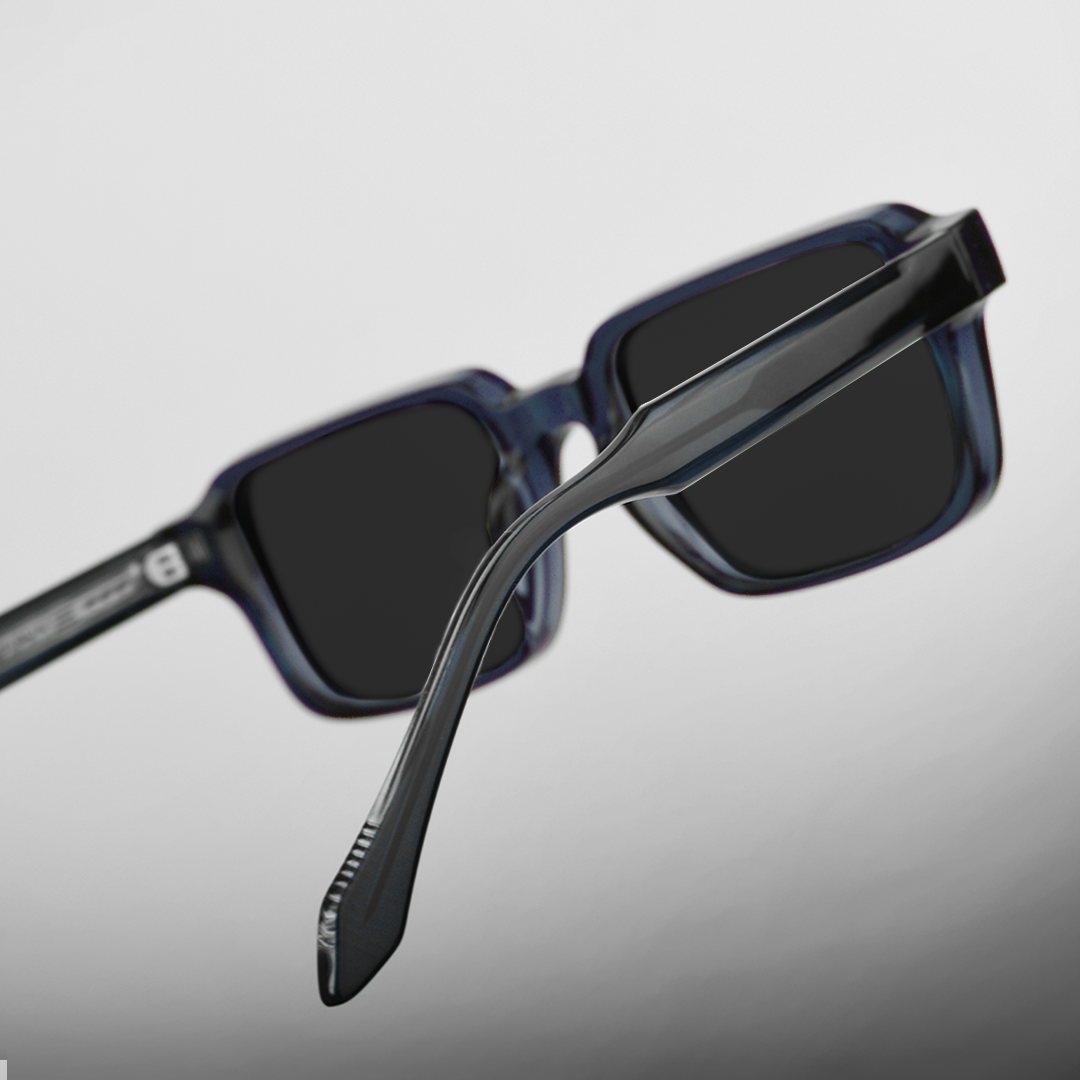 OCTOBER_BLUE_SUNGLASS