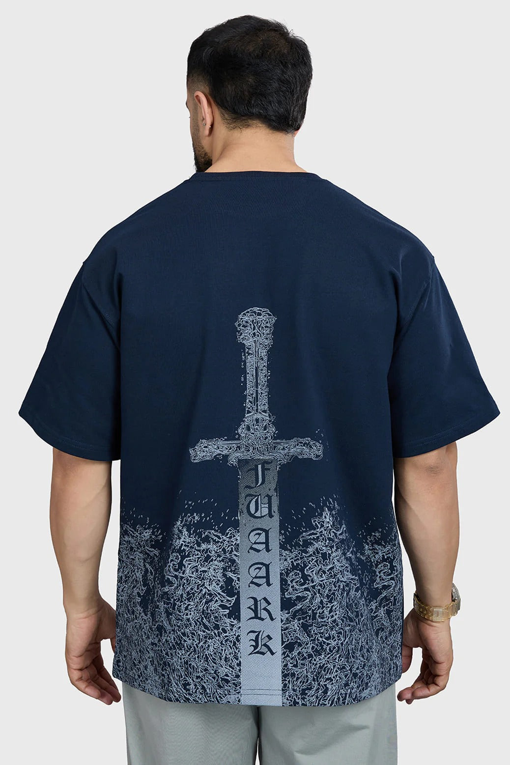 Sword Oversized T-Shirt Navy | Fuaark at Broadway