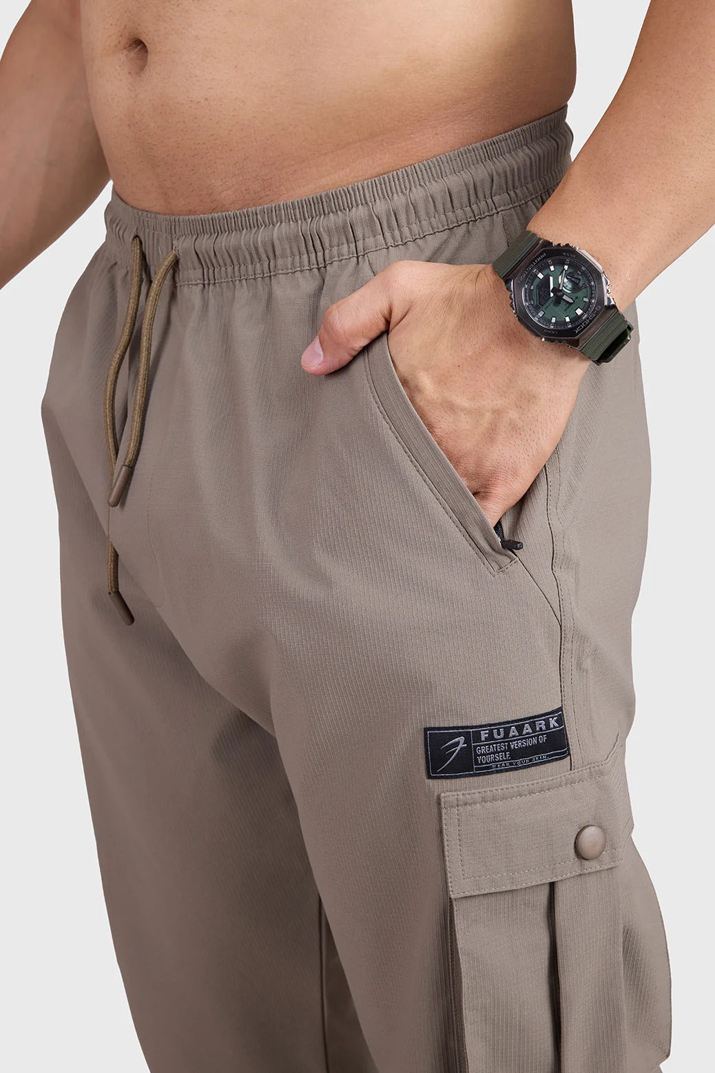Script Cargo Joggers Brown | Fuaark at Broadway
