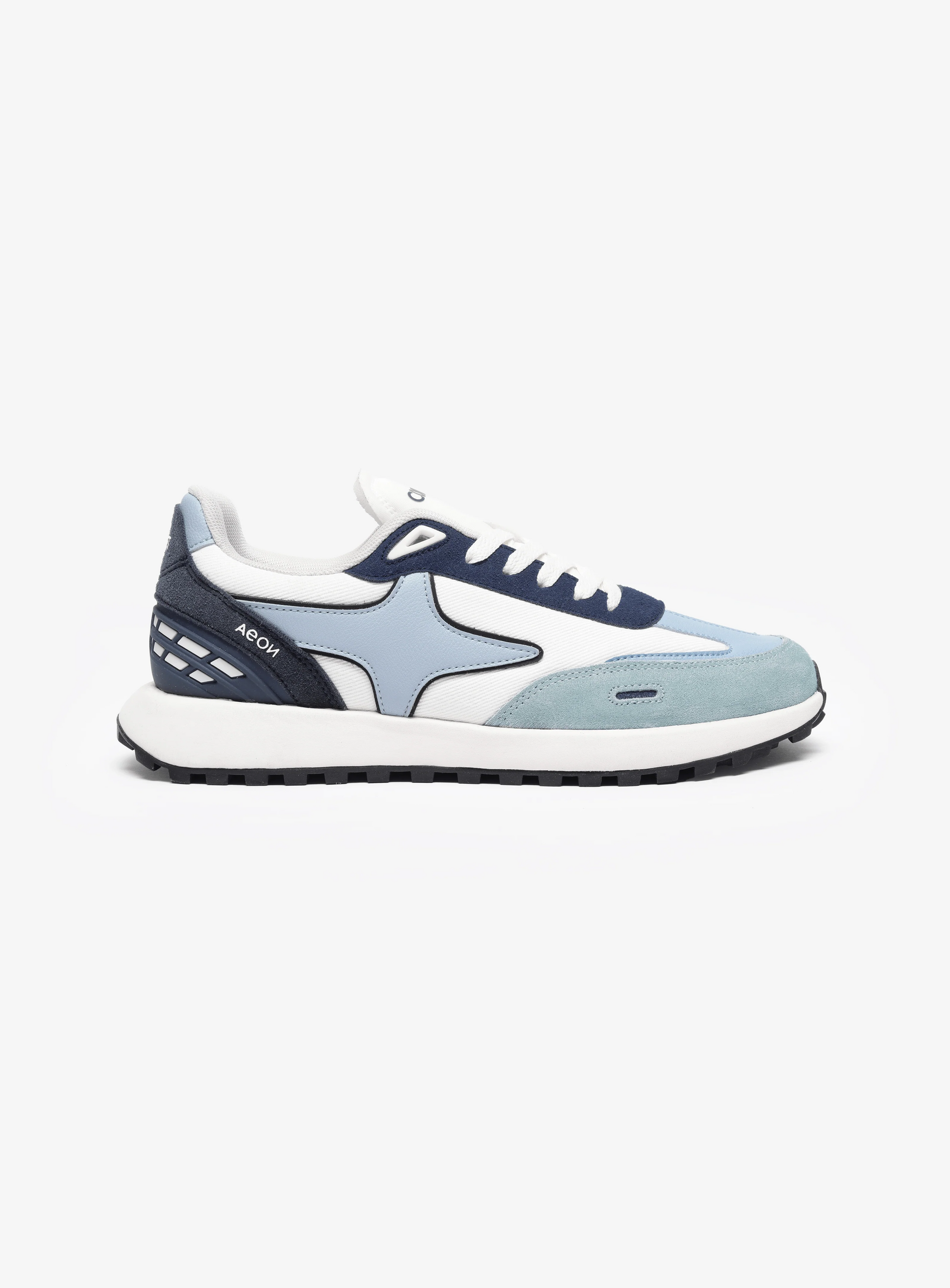 Aeon V2 NIMBUS | COMET at Broadway