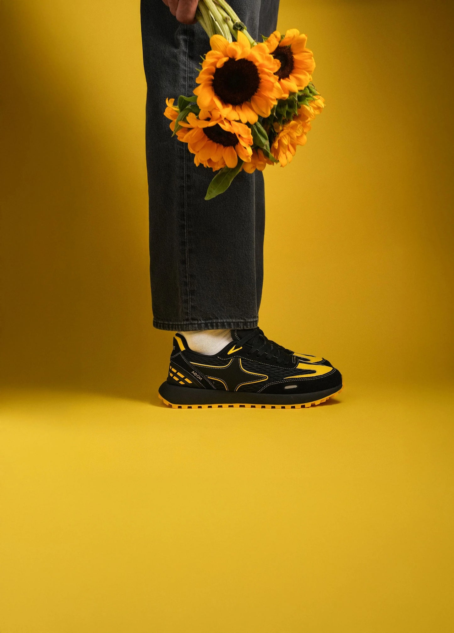 Aeon v2 BUMBLEBEE | COMET at Broadway