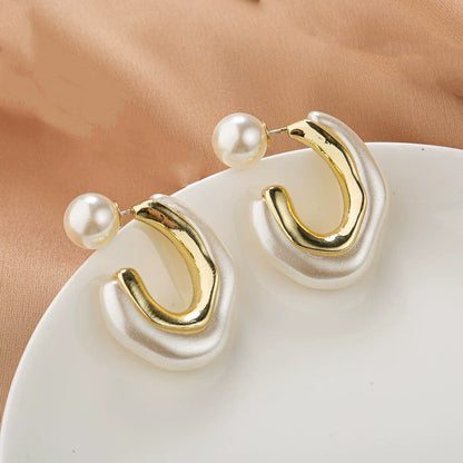 Sculpted Pearl Hoop Earrings JLT10961