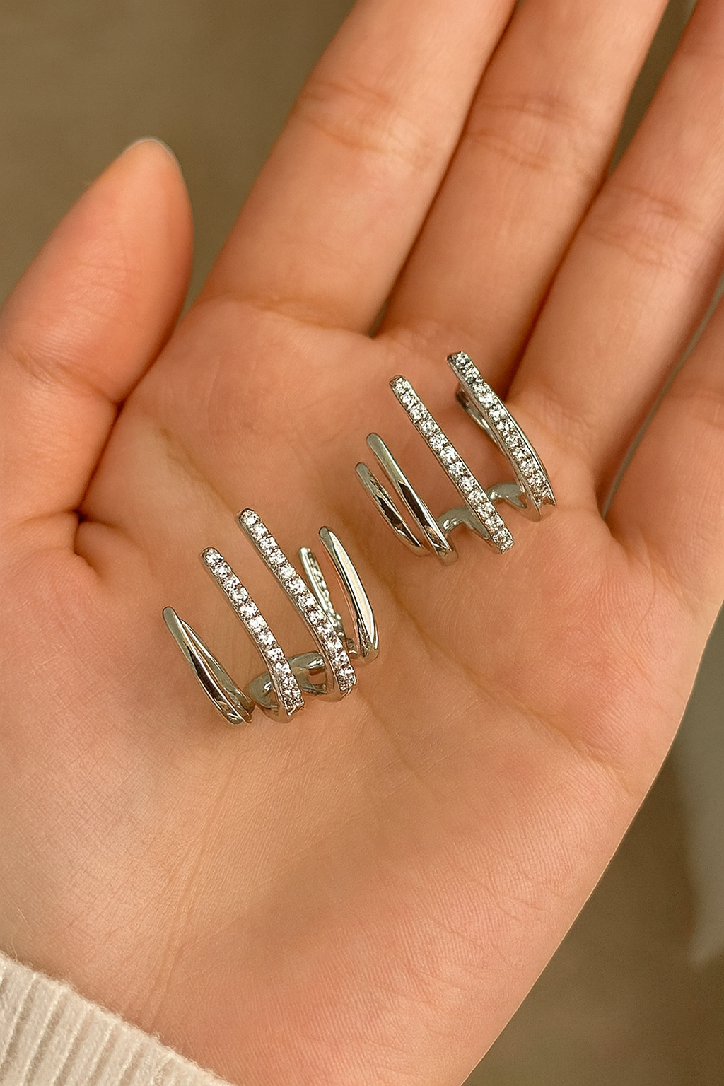 just-lil-things-silver-pin-earrings-jlt11283