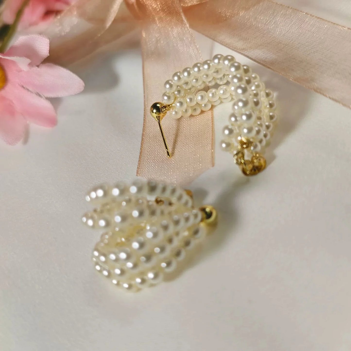 Statement Clustered Pearl Earrings JLT11768