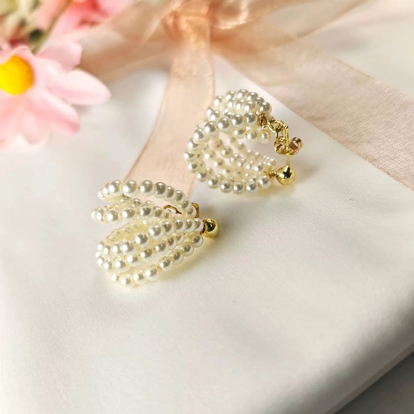 Statement Clustered Pearl Earrings JLT11768