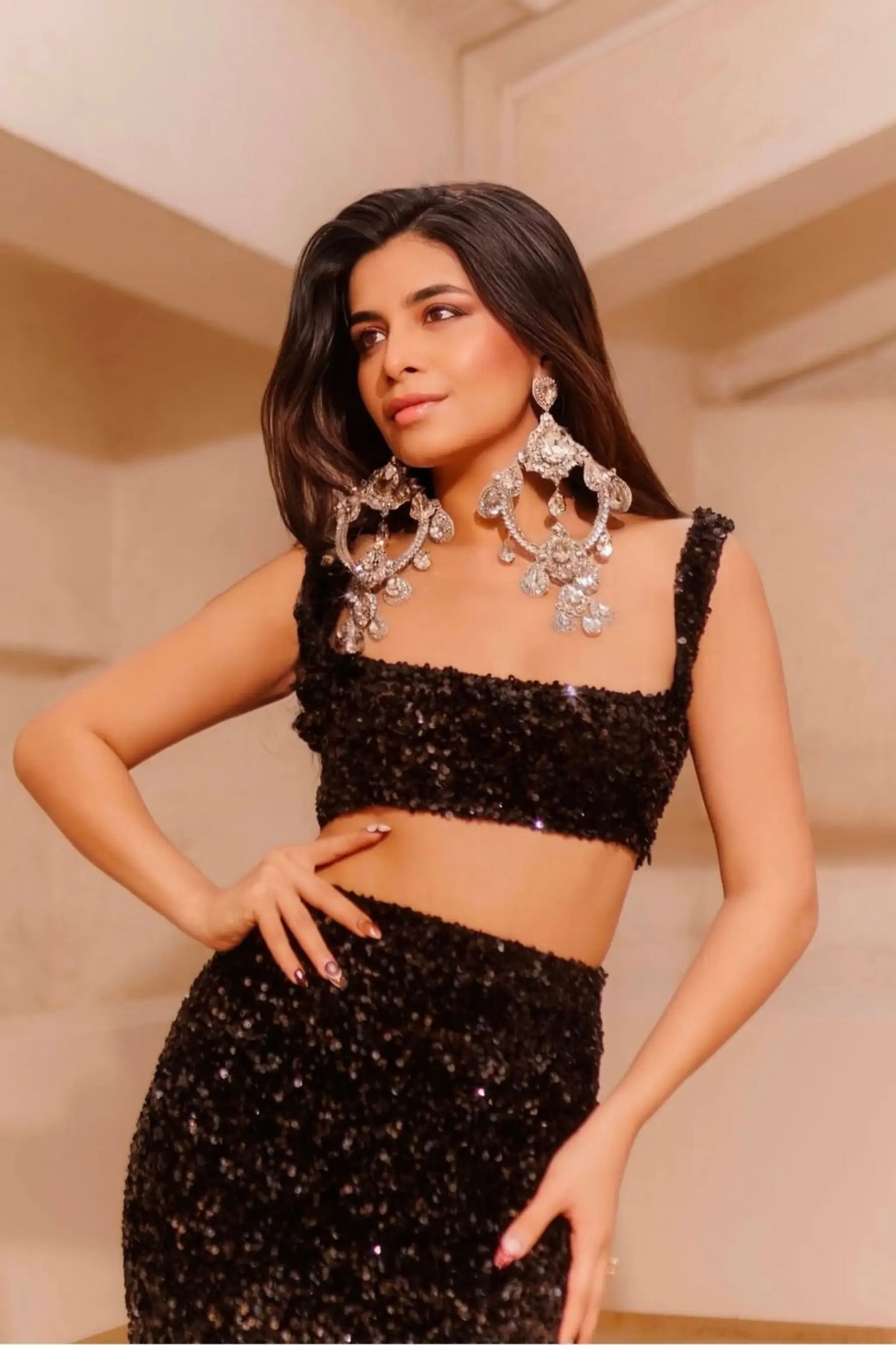 LEILA Sequins Crop