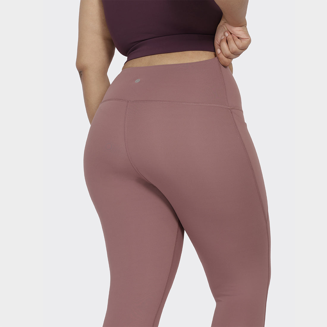 Ultimate Leggings | BlissClub at Broadway