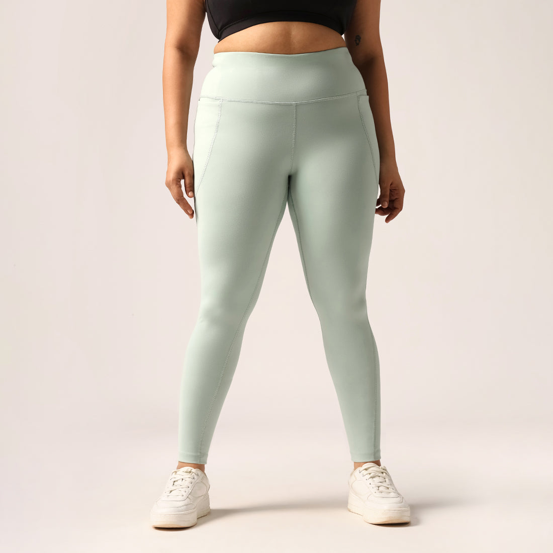 Ultimate Leggings | BlissClub at Broadway