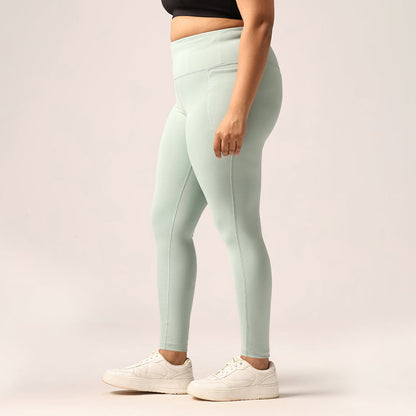 Ultimate Leggings | BlissClub at Broadway