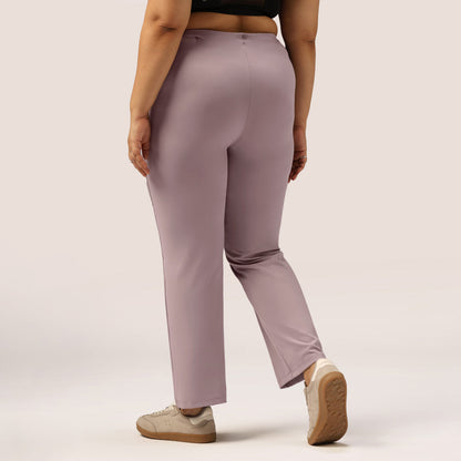 Ultimate Straight Pants | BlissClub at Broadway