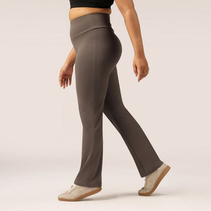 Ultimate Straight Pants - Lite | BlissClub at Broadway