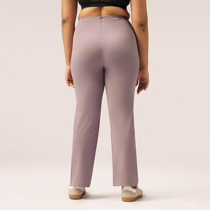Ultimate Straight Pants | BlissClub at Broadway
