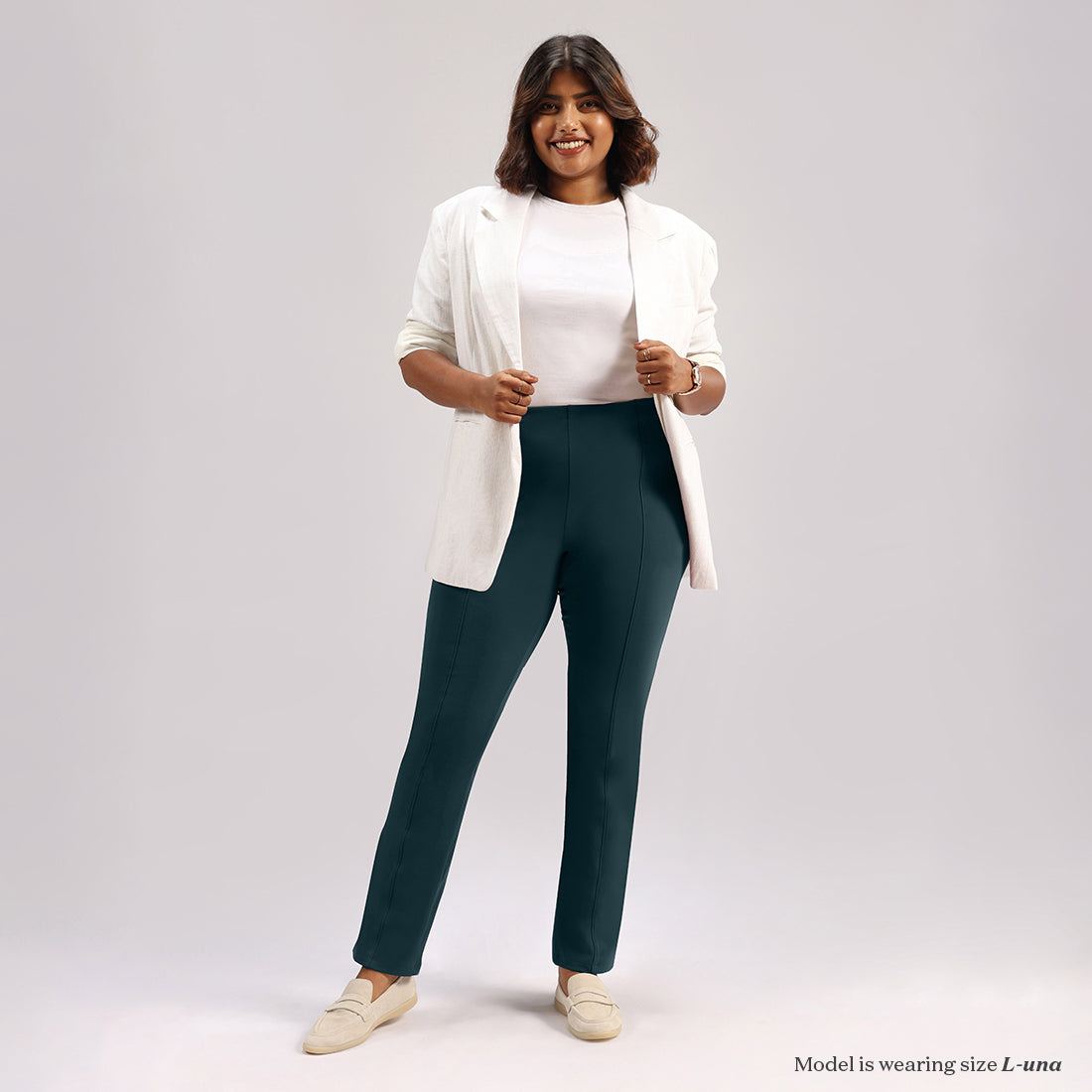 Ultimate Straight Pants | BlissClub at Broadway