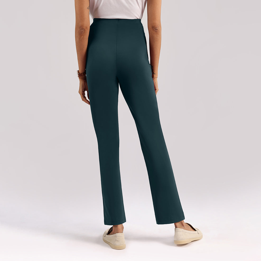 Ultimate Straight Pants | BlissClub at Broadway