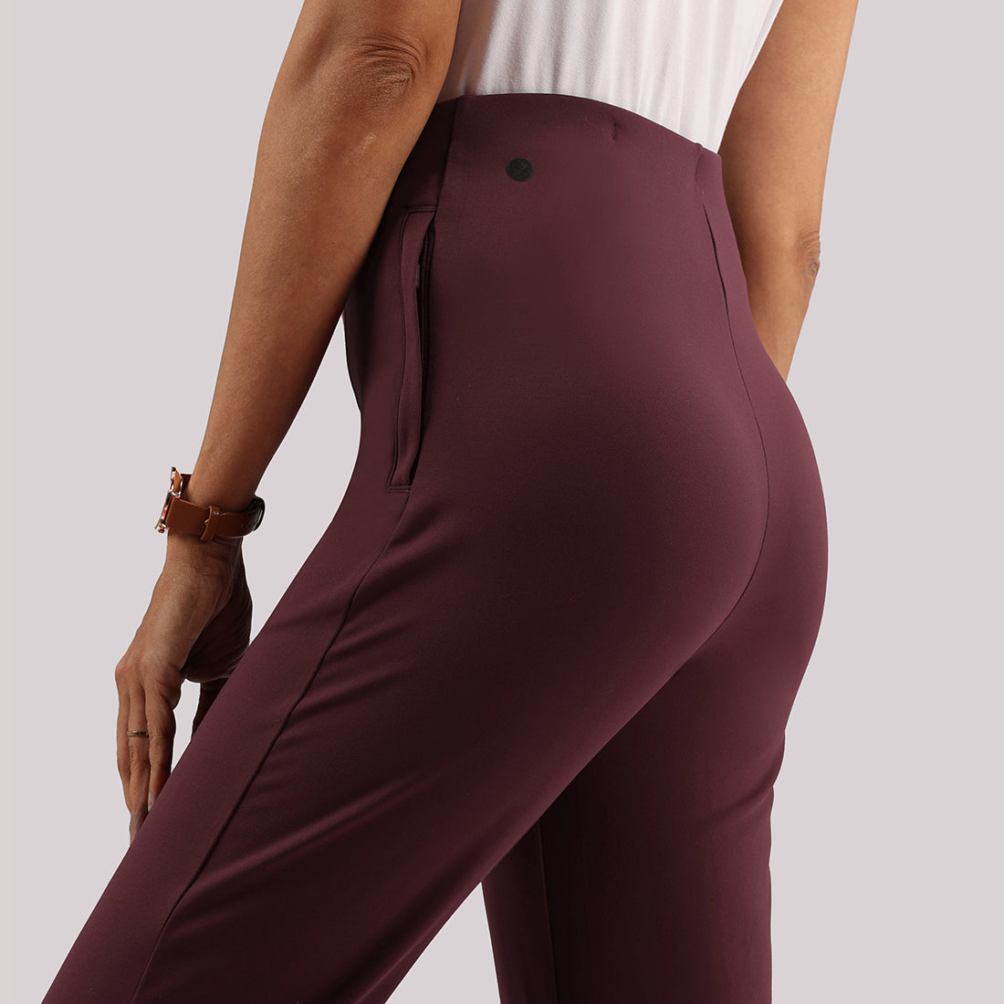 Ultimate Straight Pants | BlissClub at Broadway