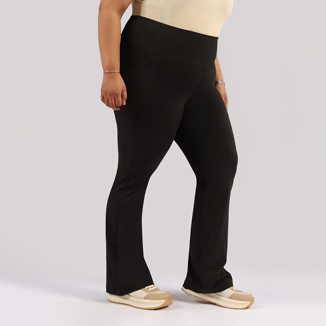Ultimate Flare Pants | BlissClub at Broadway